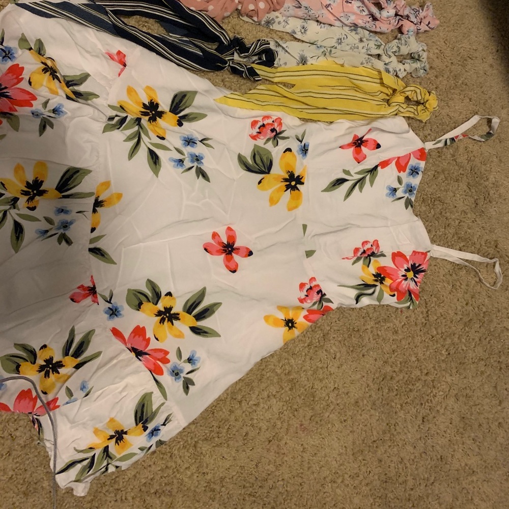 Gorgeous white floral dress